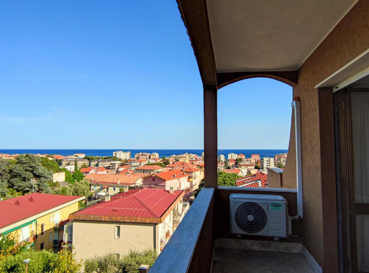 Ferienwohnung Bella Vista - By Ligooria Pietra Ligure Exterior foto